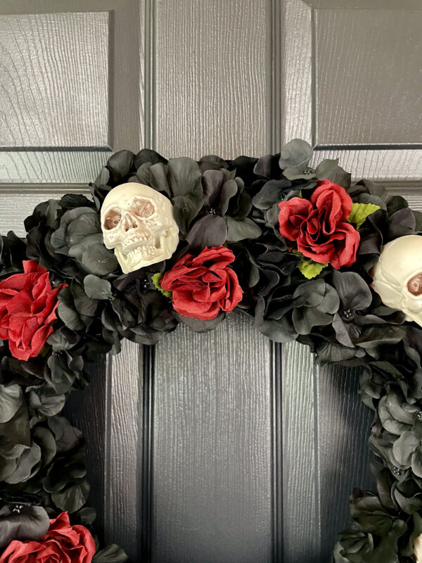 Skull and Roses Wreath - Image 3