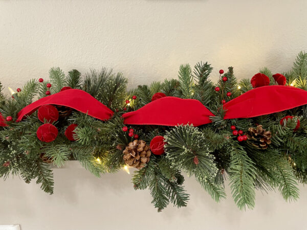 Red Velvet Light Up Christmas Garland - Image 3