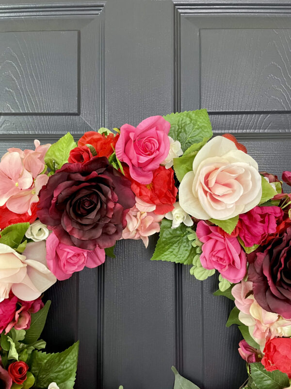 Maroon Valentine's Day Wreath - Image 4
