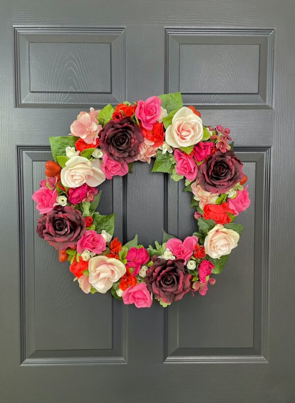Maroon Valentine's Day Wreath - Image 2