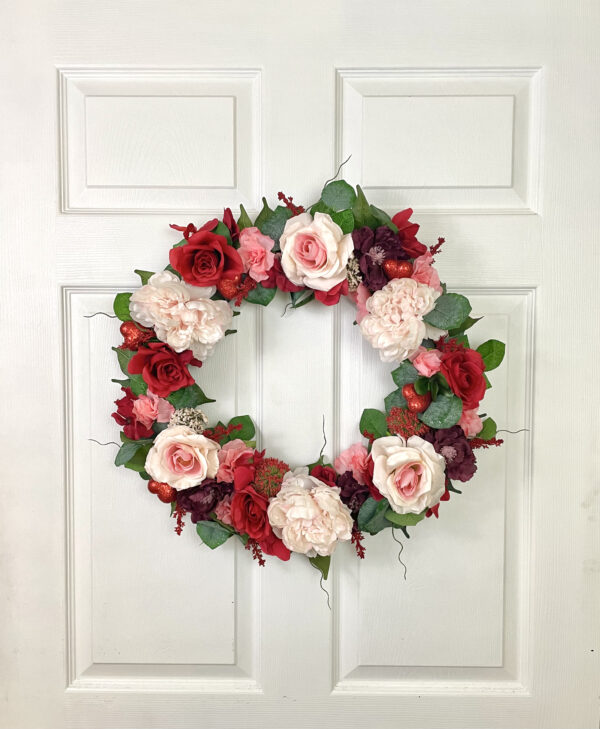 Pink and Red Valentine's Day Heart Wreath - Image 7