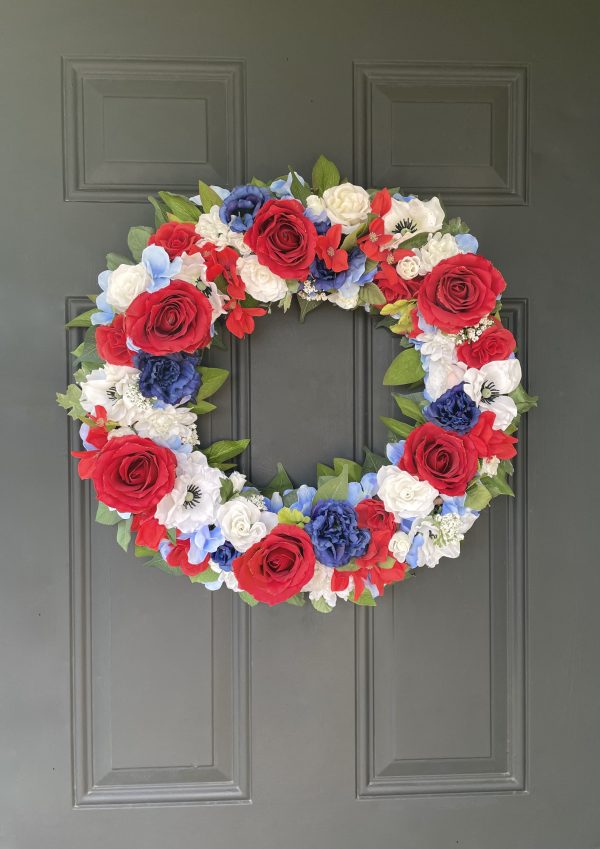 21 inch Patriotic Rose Wreath - Image 7