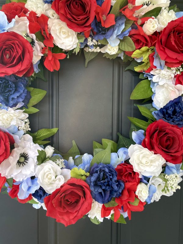 21 inch Patriotic Rose Wreath - Image 5