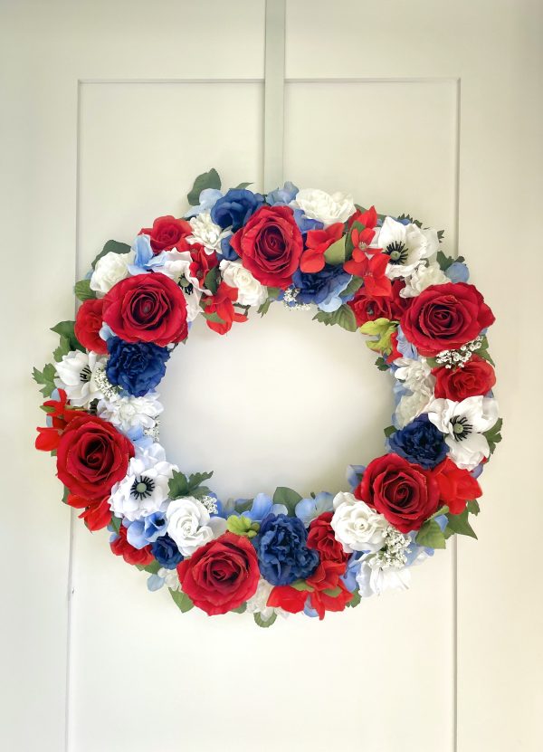21 inch Patriotic Rose Wreath - Image 6