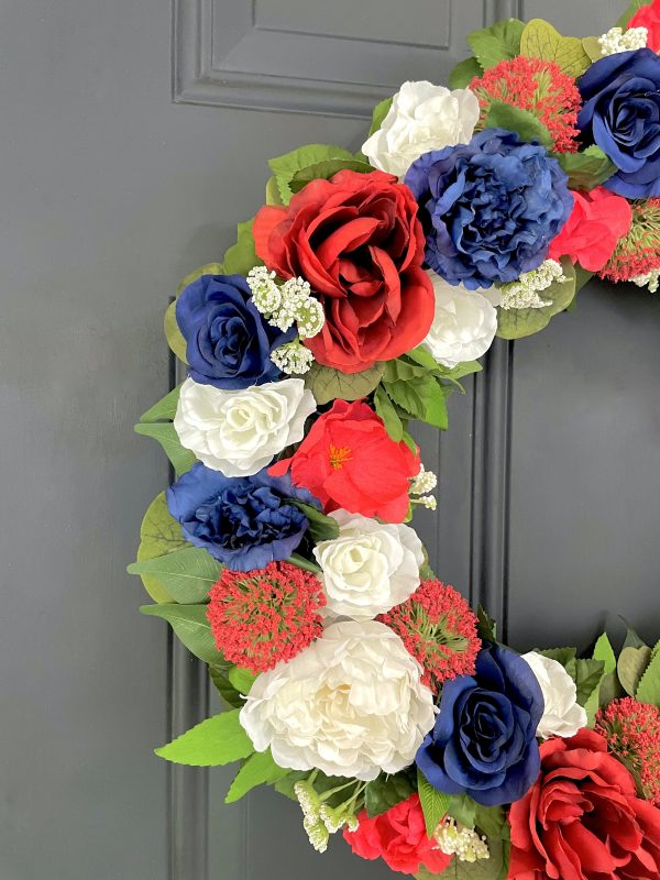 Patriotic Rose Wreath - Image 2