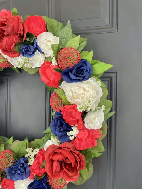 Patriotic Rose Wreath - Image 4