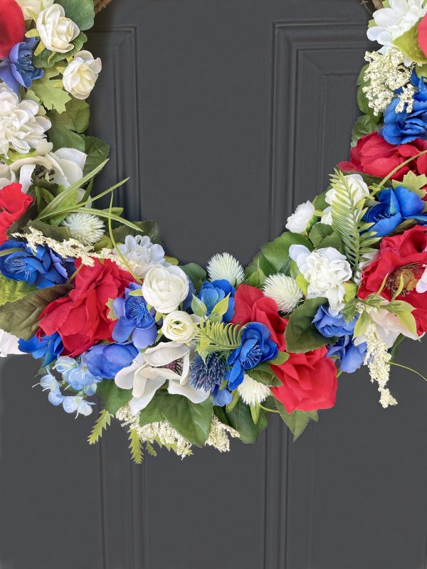 Partially Filled Patriotic Wreath - Image 4
