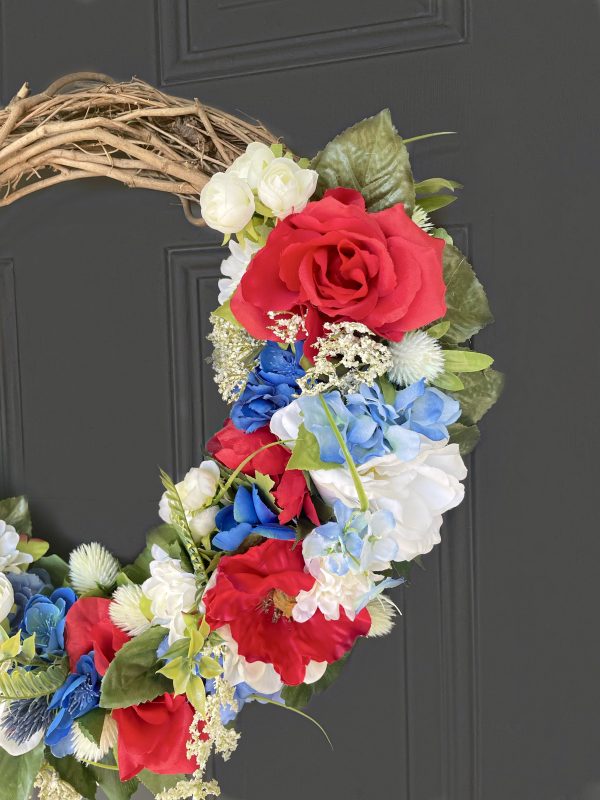 Partially Filled Patriotic Wreath - Image 3