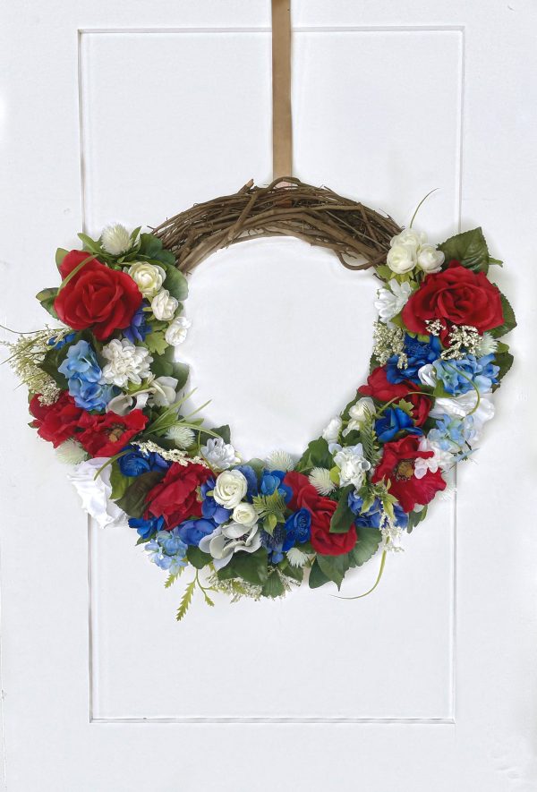 Partially Filled Patriotic Wreath - Image 6