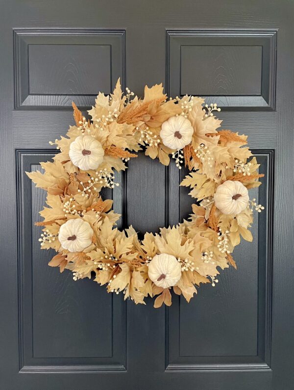 Velvet Pumpkin Maple Leaf Wreath - Image 2