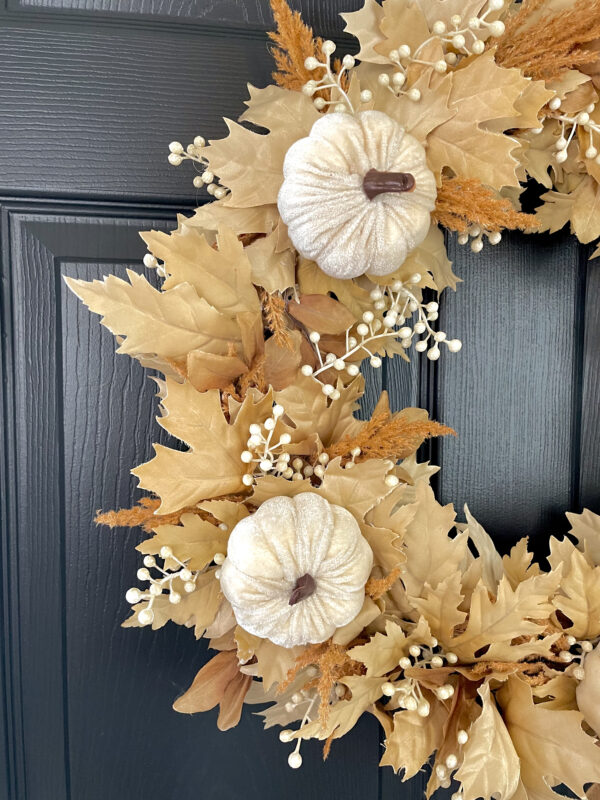 Velvet Pumpkin Maple Leaf Wreath - Image 3
