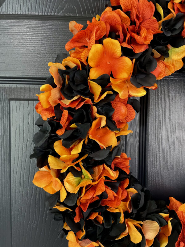 Halloween Hydrangea Wreath - Image 3