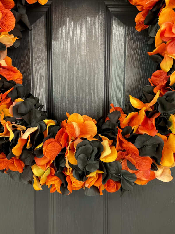 Halloween Hydrangea Wreath - Image 4