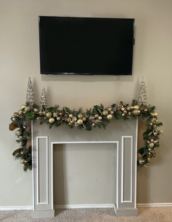 Gold Ornament Magnolia Garland - Image 4