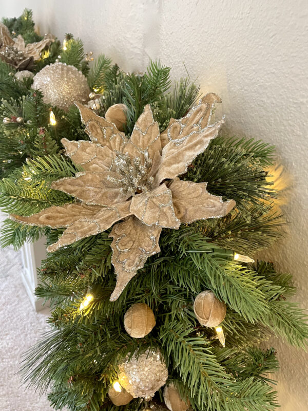 Green and Gold Pine Garland - Image 4