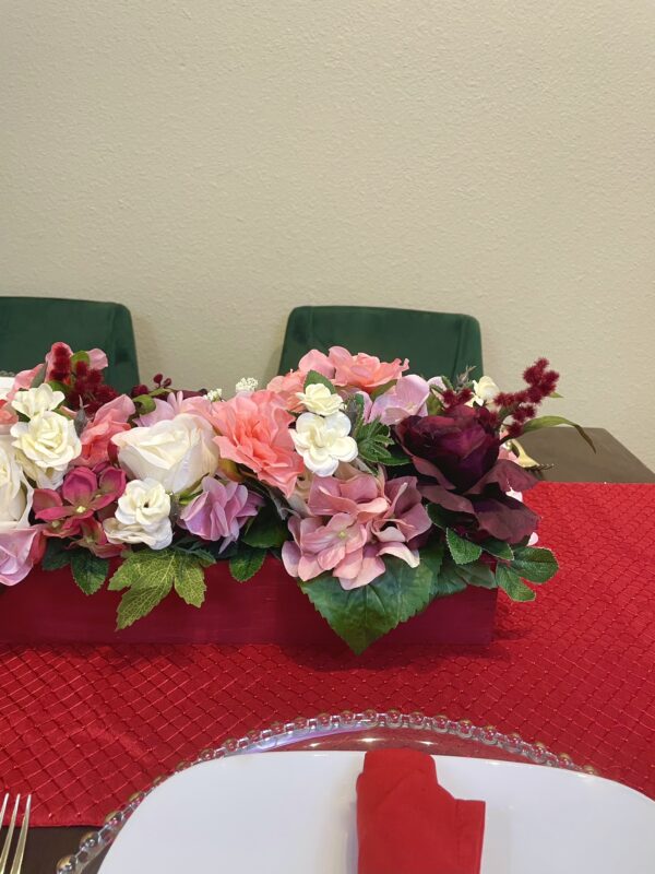 Valentines Centerpiece in wooden box - Image 8