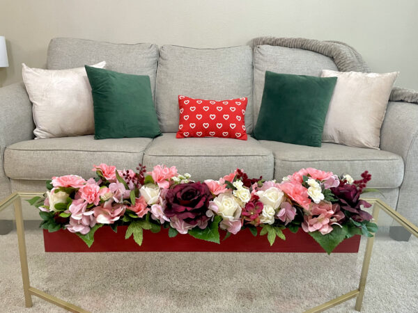 Valentines Centerpiece in wooden box - Image 4