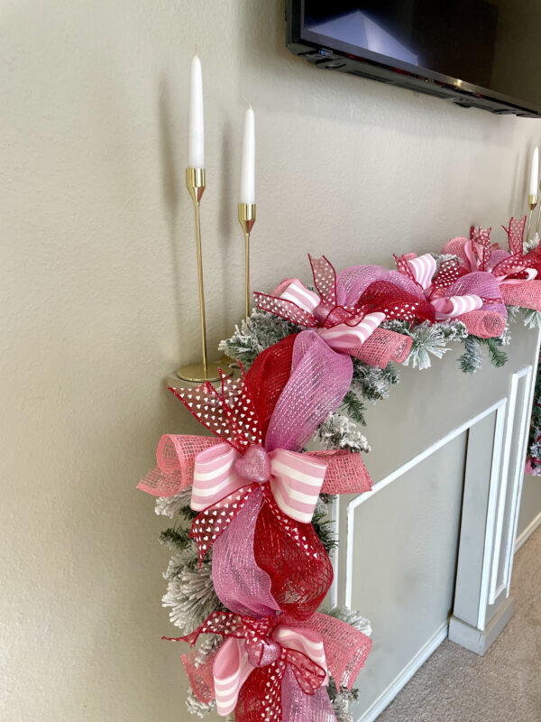 Deco Mesh Valentines Day Heart Garland - Image 5