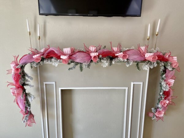 Deco Mesh Valentines Day Heart Garland - Image 6