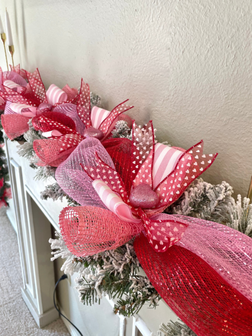 Deco Mesh Valentines Day Heart Garland