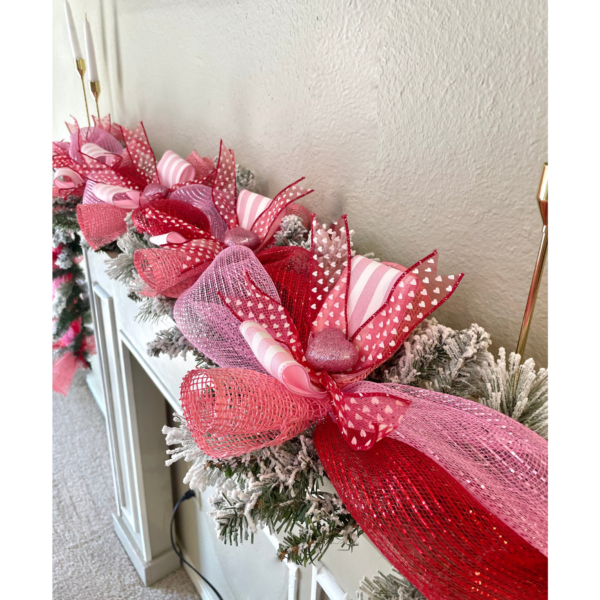 Deco Mesh Valentines Day Heart Garland
