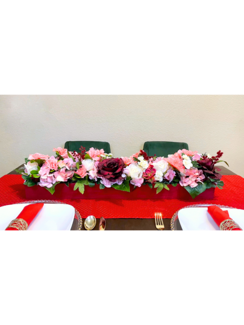 Valentines Centerpiece in wooden box