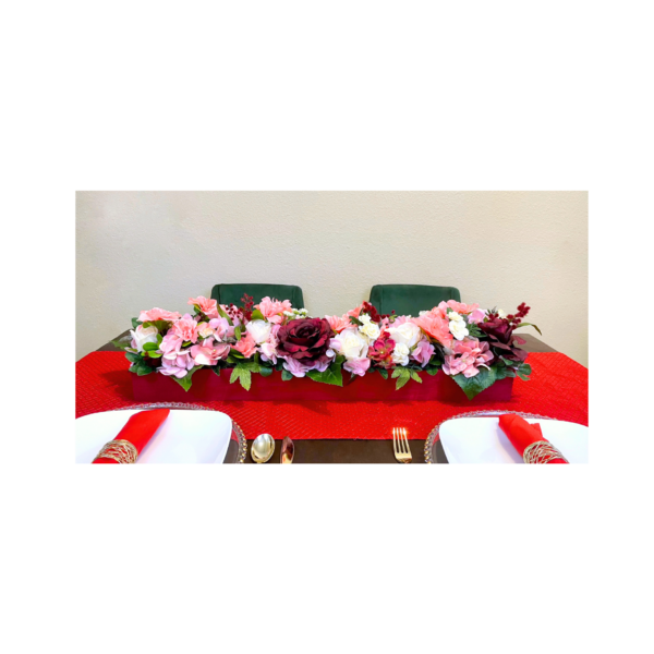 Valentines Centerpiece in wooden box